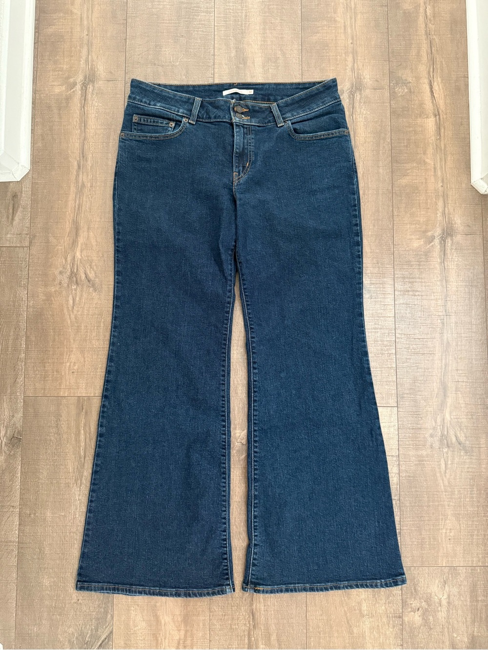 Levi’s Women’s Superlow Flare Jeans